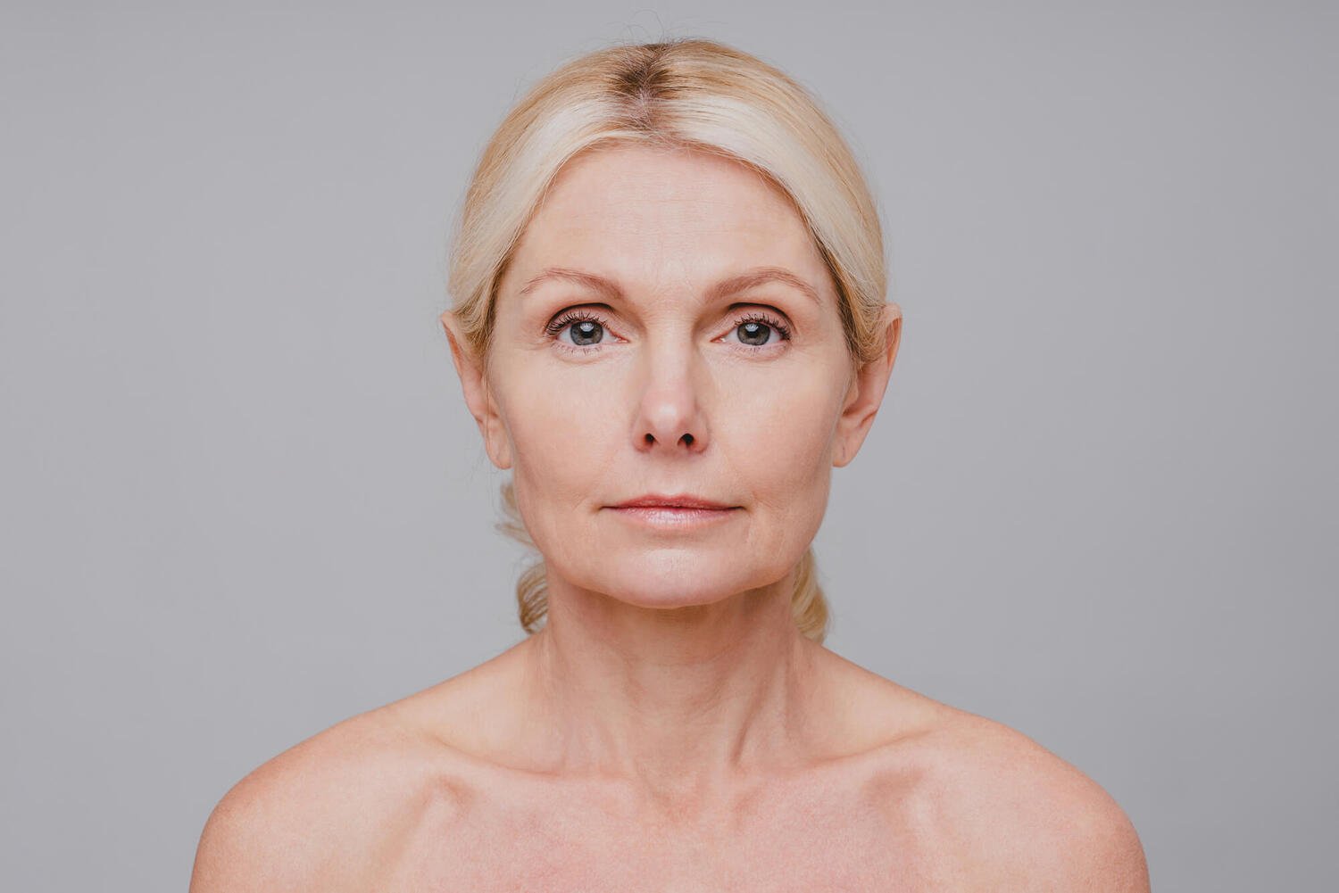 close-up-portrait-of-middle-aged-beautiful-woman-s-2026-01-07-00-29-27-utc.jpg close-up-portrait-of-middle-aged-beautiful-woman-s-2026-01-07-00-29-27-utc.jpg